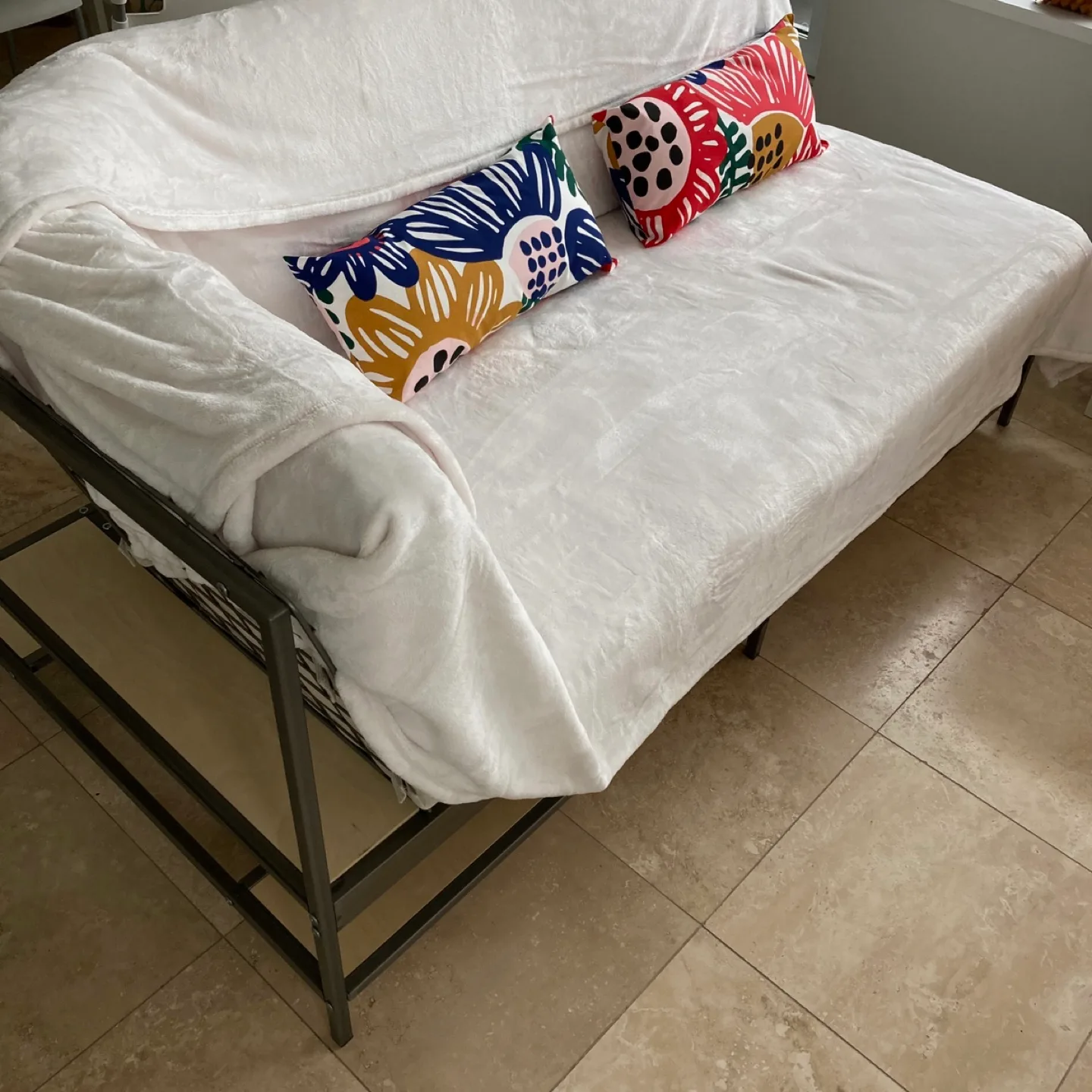 IKEA EKEBOL Sofa  Day Bed - two (2) image indicator(8)