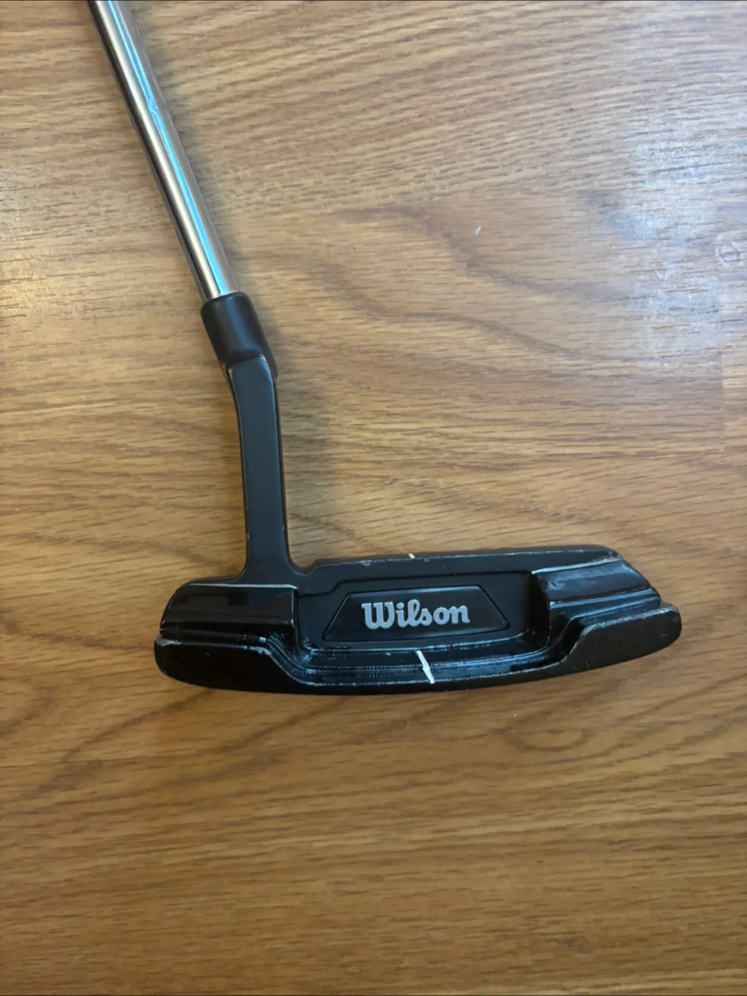 Wilson Deep Red Type 1 Putter image indicator(2)