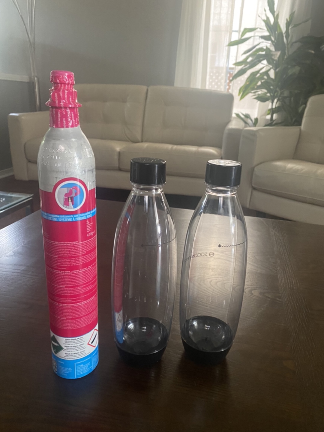 SodaStream Cylinder & Bottles - photo 2