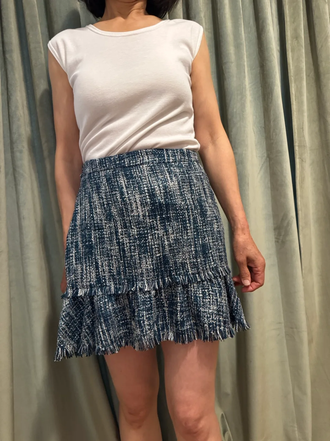 LIKE NEW Blue and White Knit Skirt thumbnail