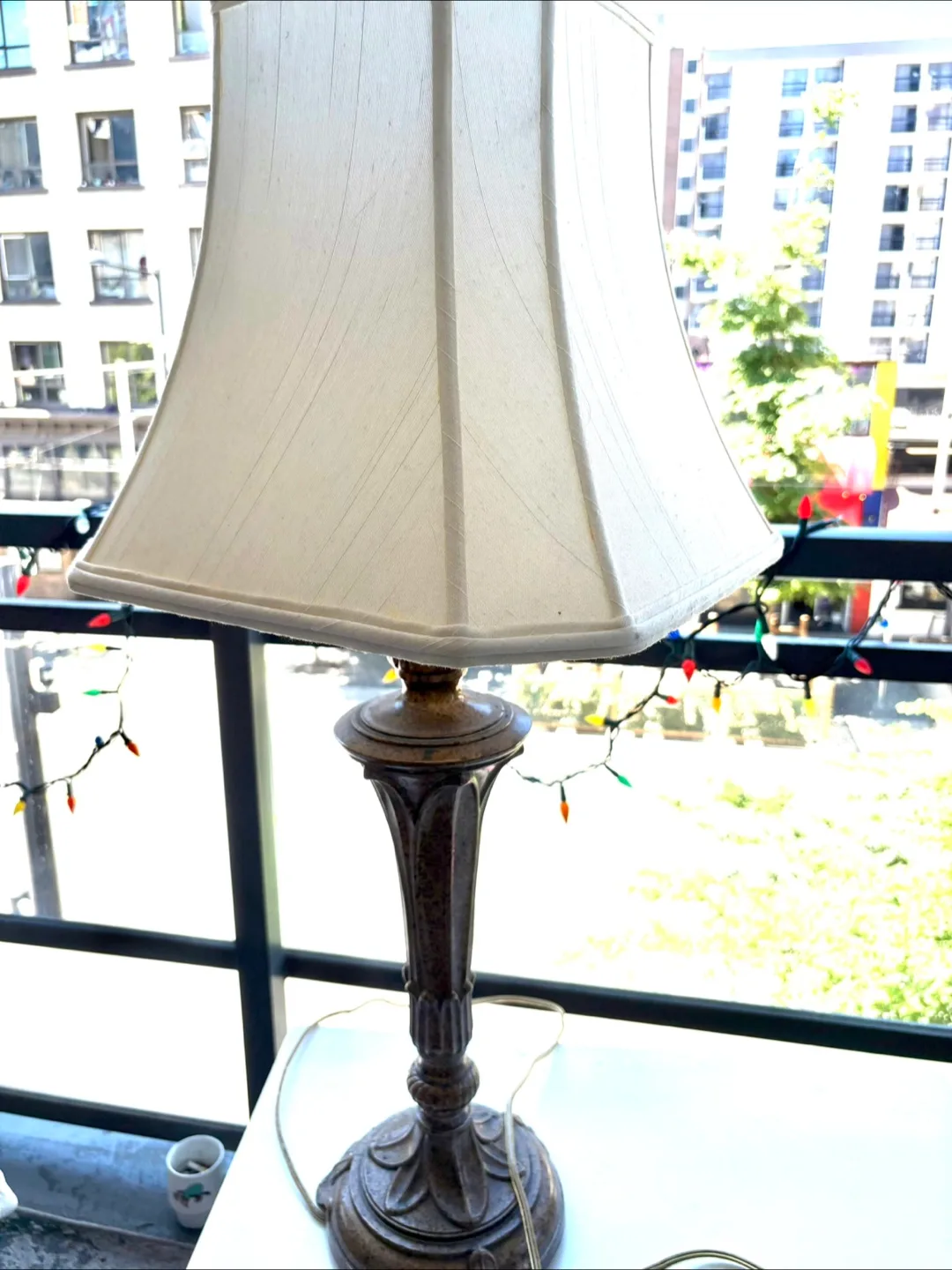 Elegant Table Lamp thumbnail