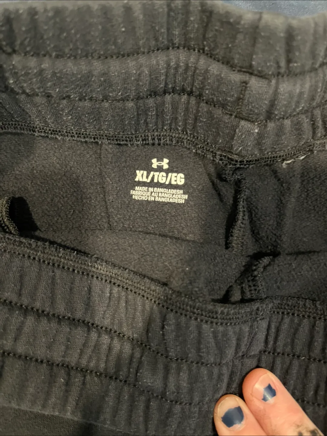 XL woman Under Armour Matching Hoodie and Joggers Set image indicator(4)