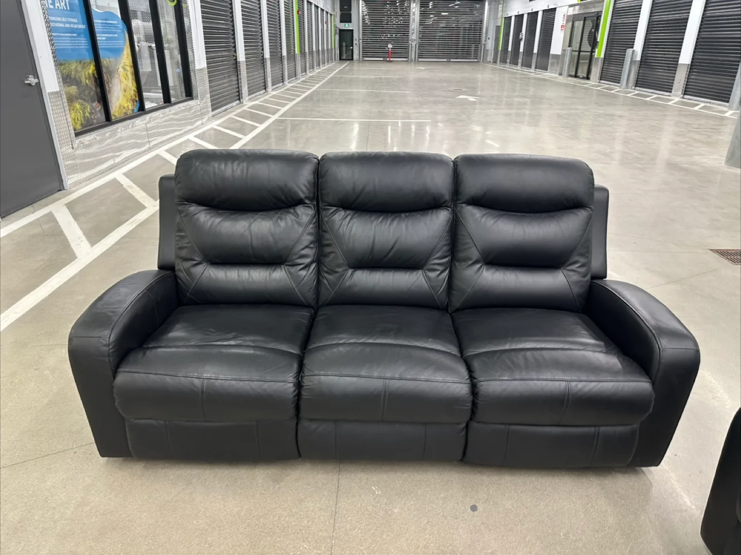 Electric Black Leather Recliner Couch image indicator(2)