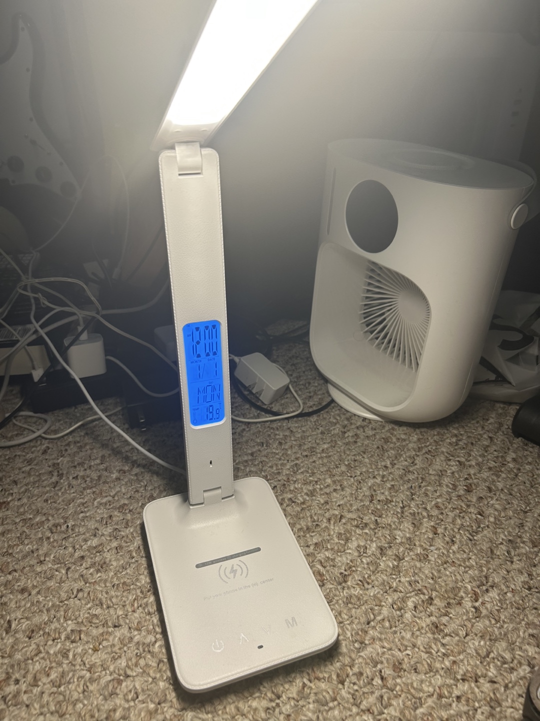 LED Desk Lamp with Wireless Charging - photo 2
