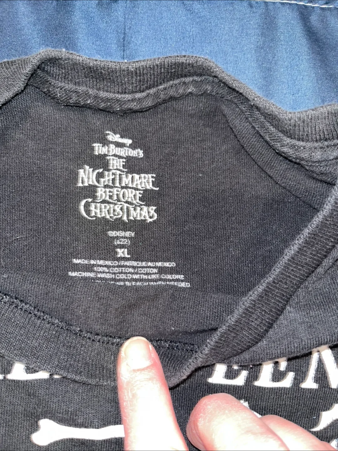 XL The Nightmare Before Christmas Halloween T-Shirt image indicator(3)