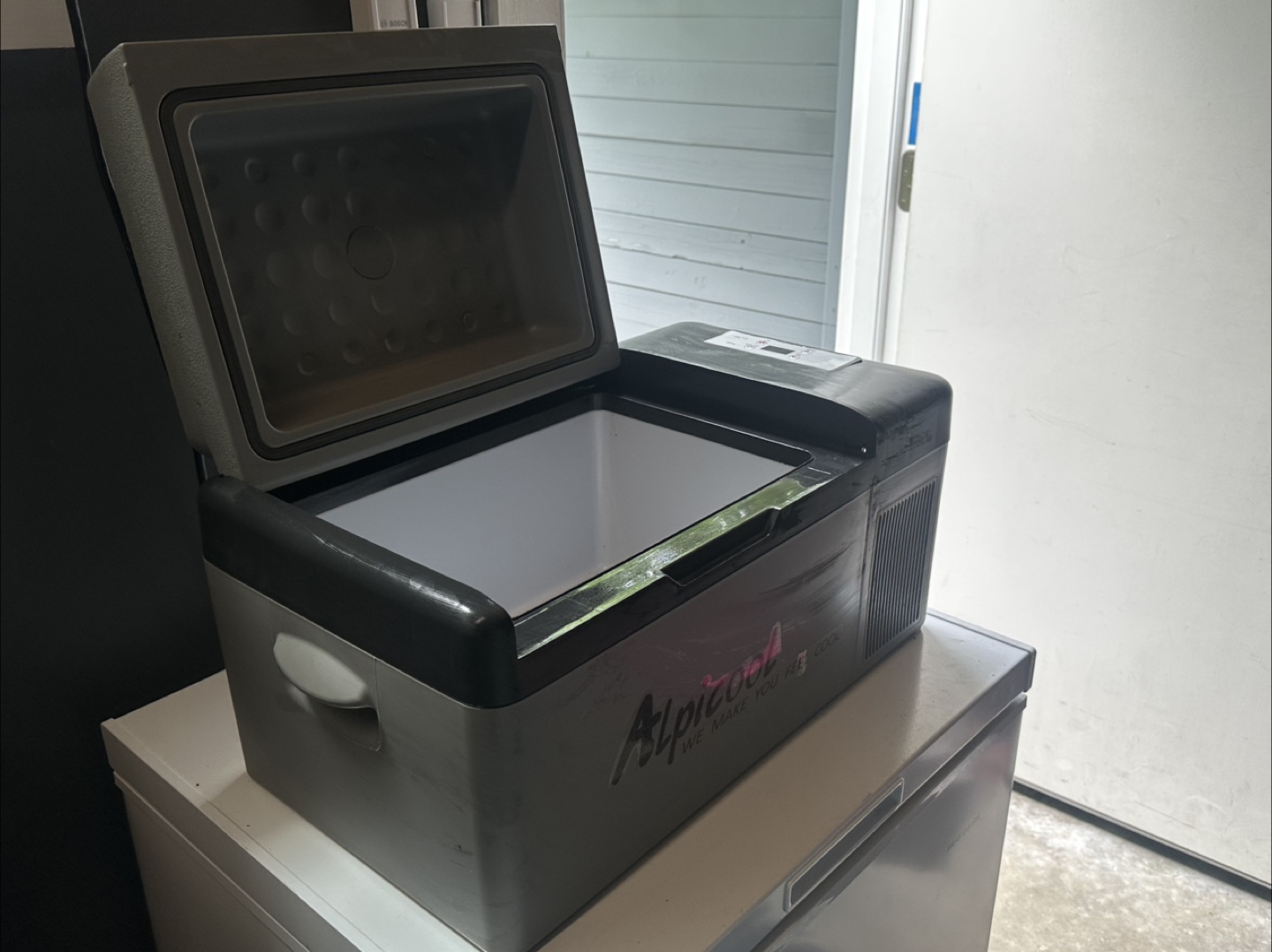 Alpicool 15L Portable Fridge/Freezer – Great Condition