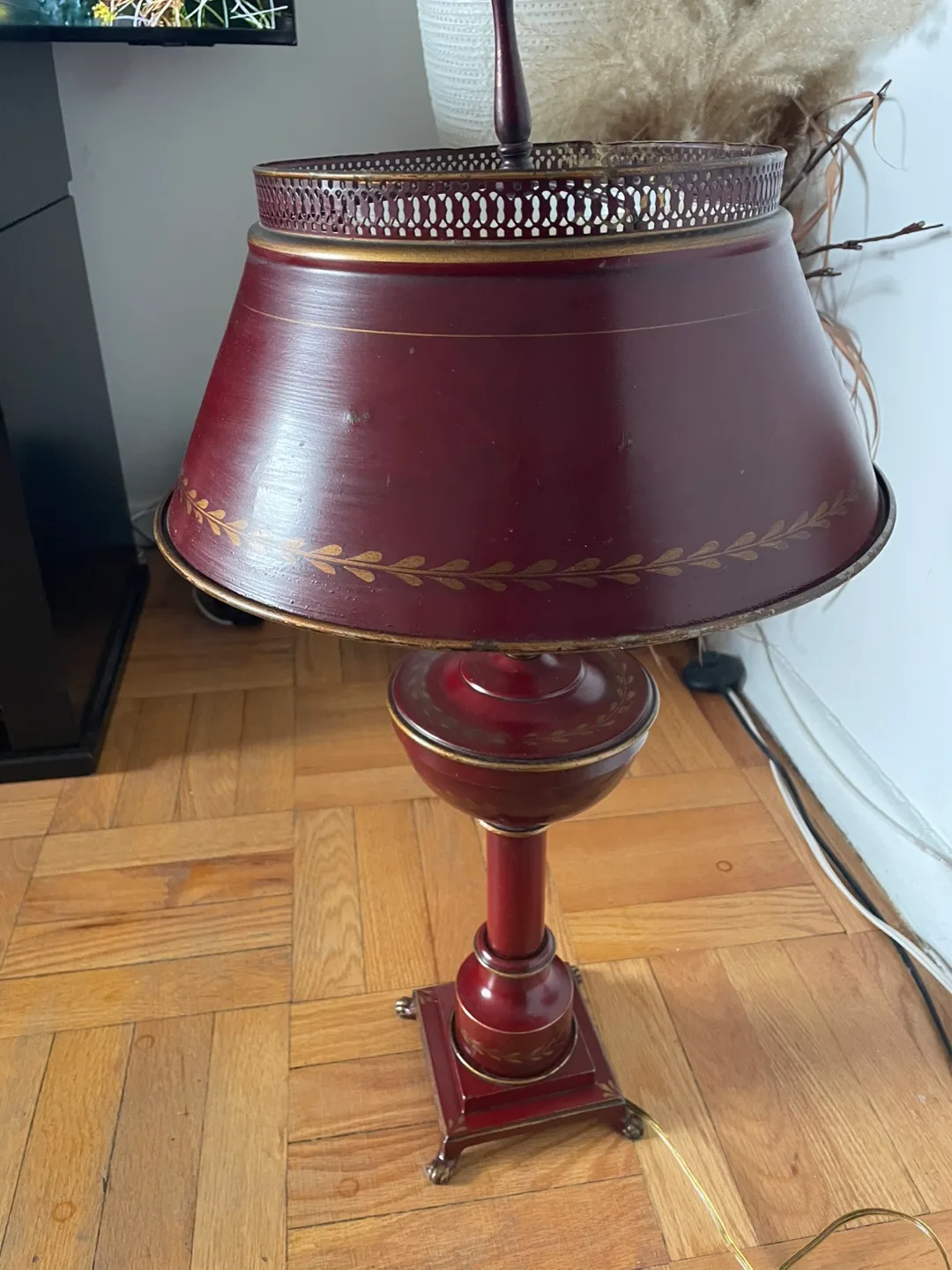 Vintage Red Table Lamp image indicator(10)