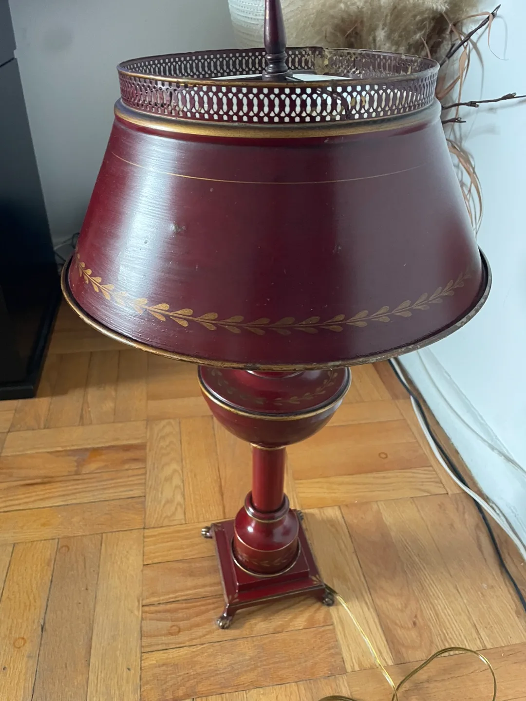 Vintage Red Table Lamp image indicator(9)
