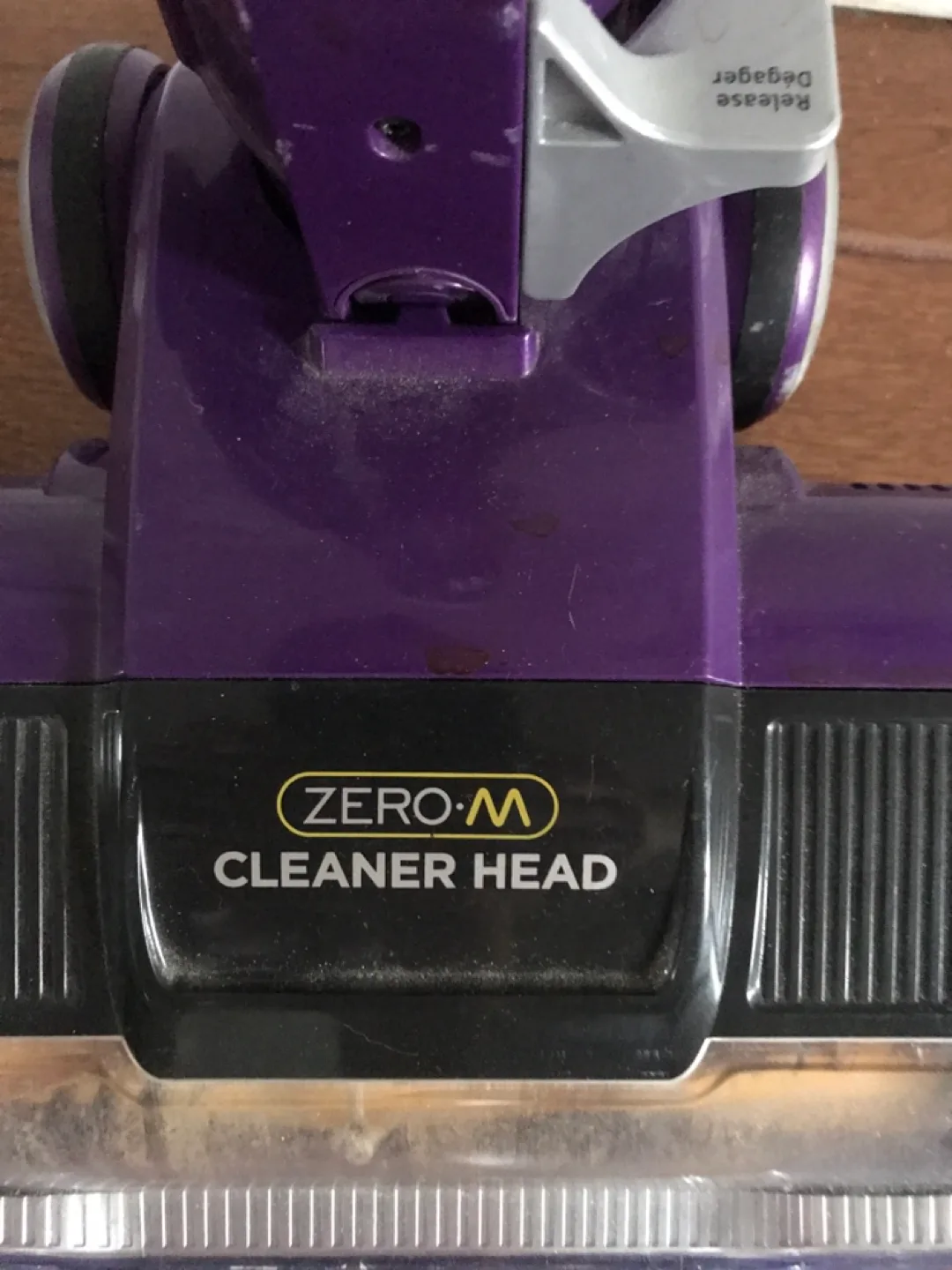 Shark Vacuum Cleaner image indicator(3)