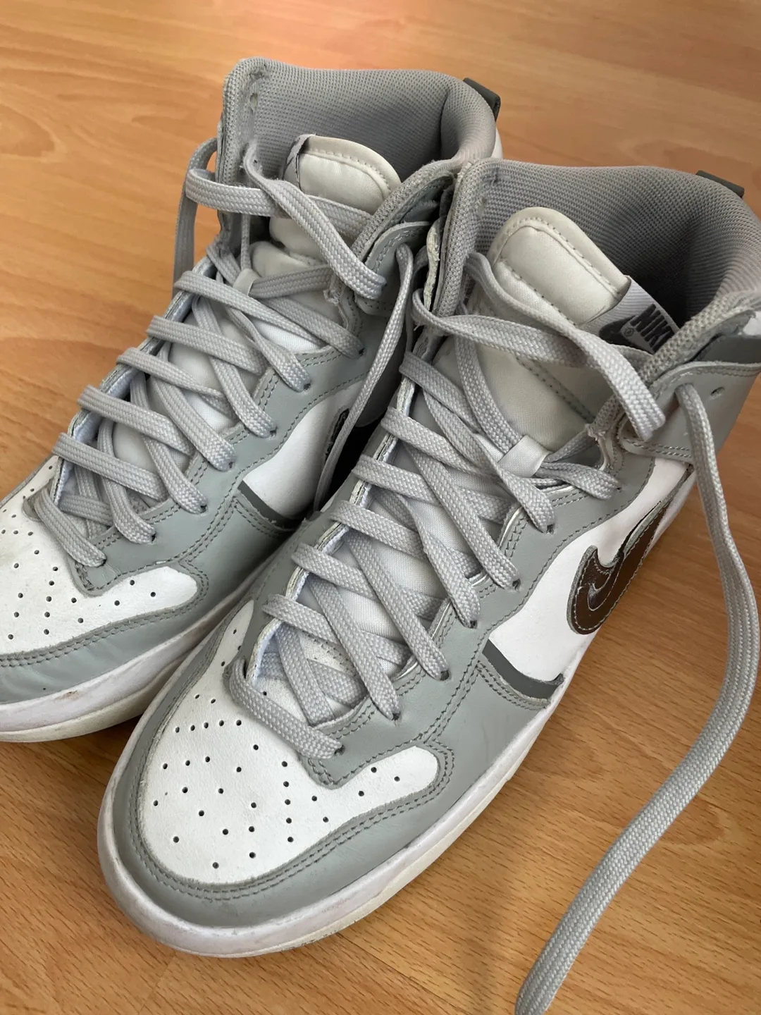 Nike dunk- woman 8.5 image indicator(4)