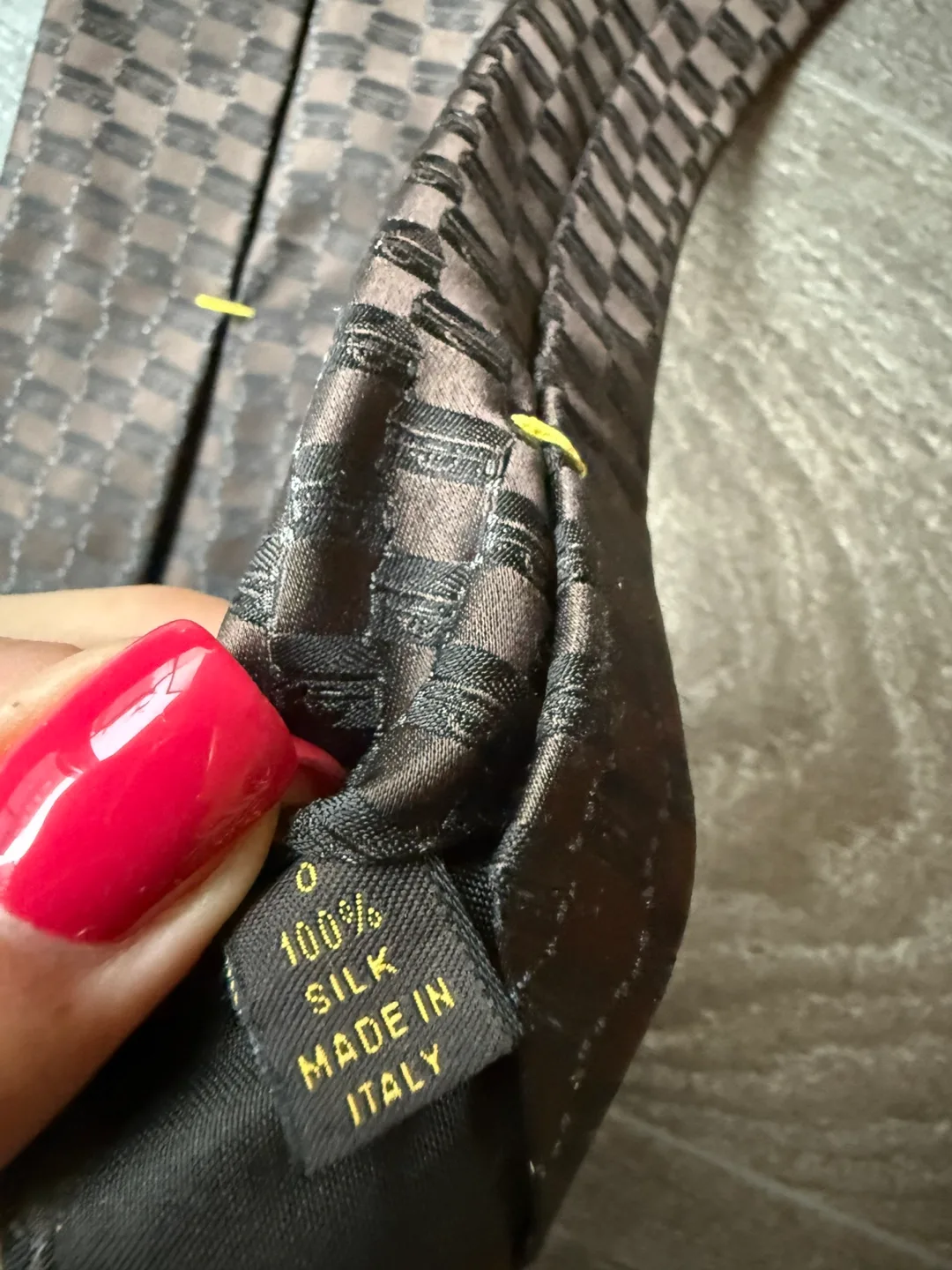 Louis Vuitton Brown Checkered Tie silk like new image indicator(7)