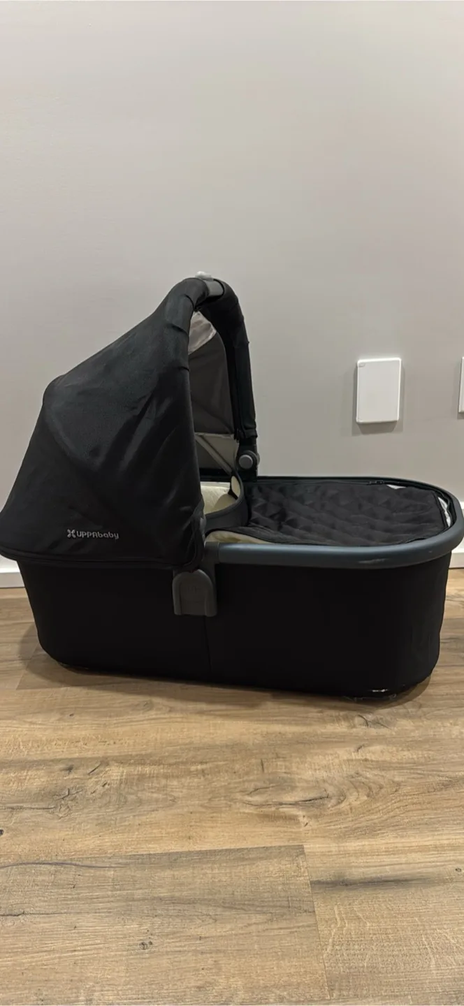 UppaBaby Bassinet thumbnail