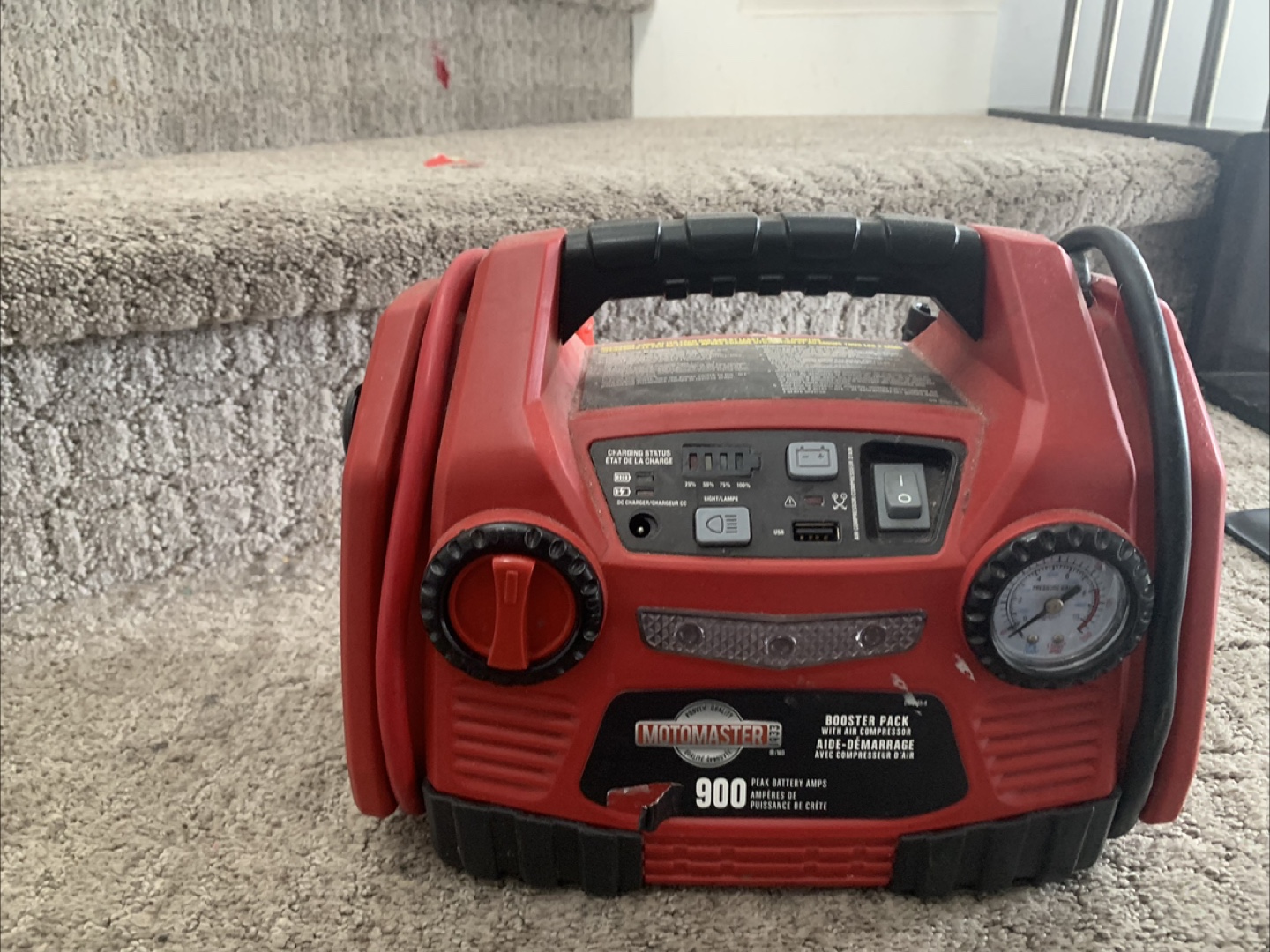 Motomaster Booster Pack