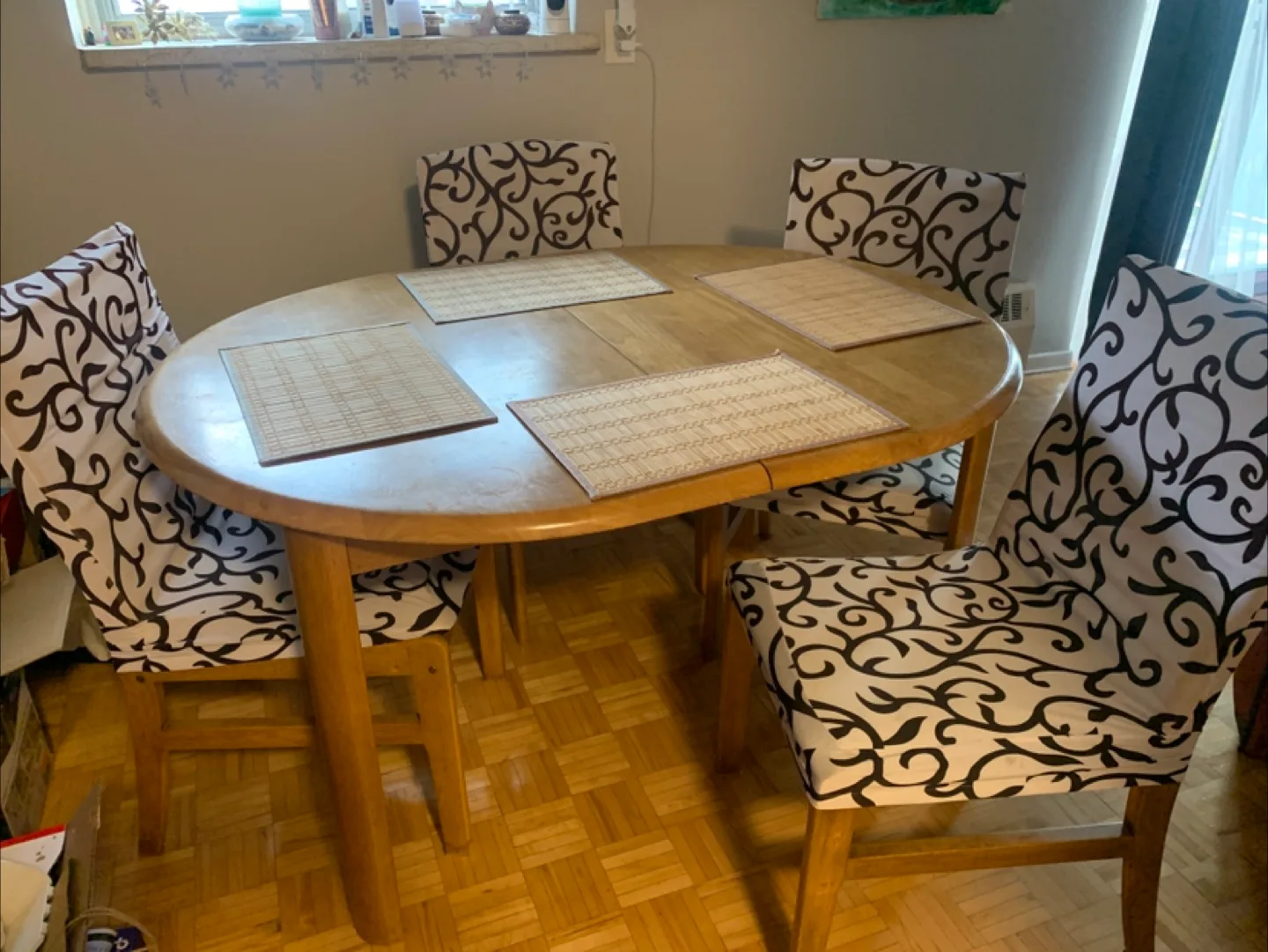 Wooden Dining Table with Four Chairs thumbnail