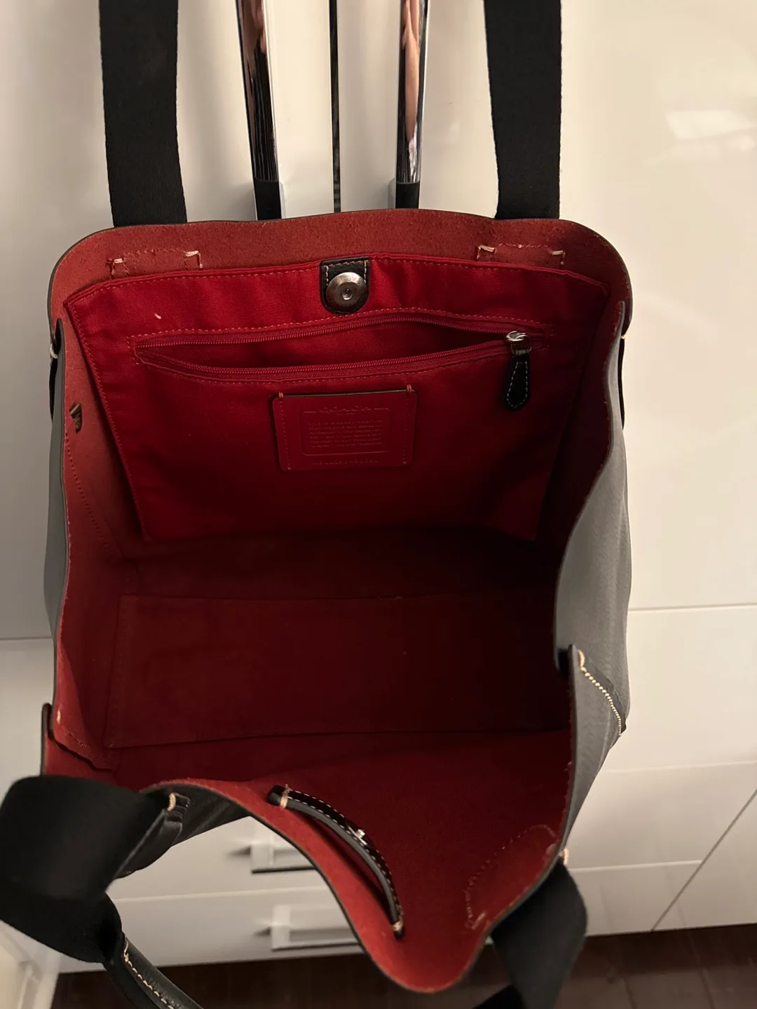 Coach Black Tote Bag image indicator(2)