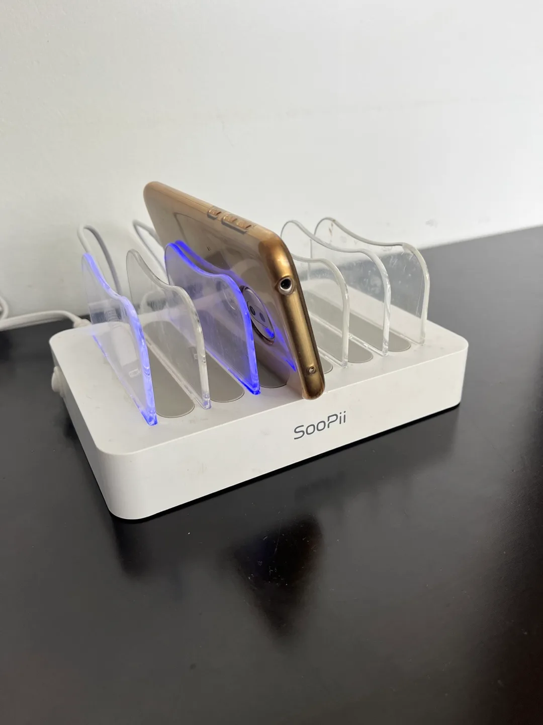 SooPii Multi-Device Charging Station image indicator(5)