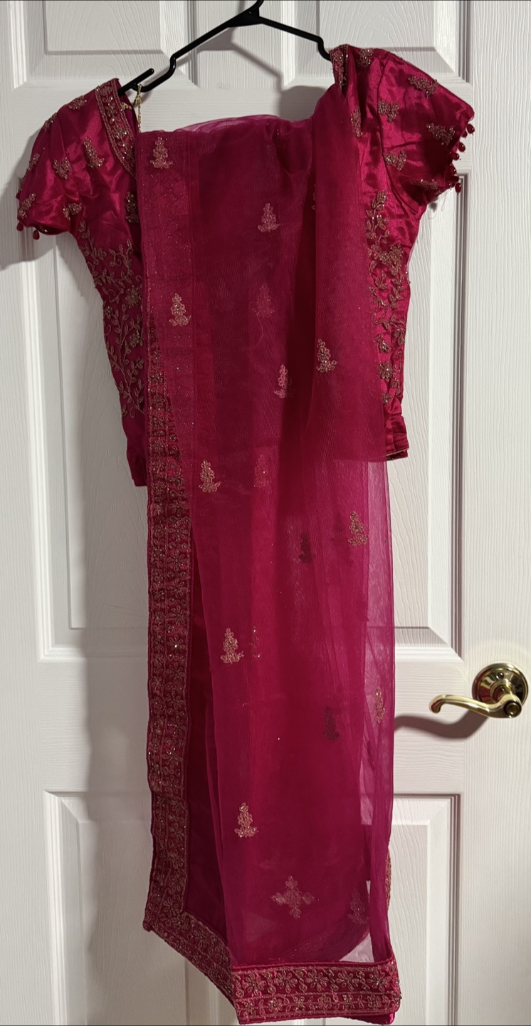 Hot pink embroidered outfit Lehanga choli - photo 3