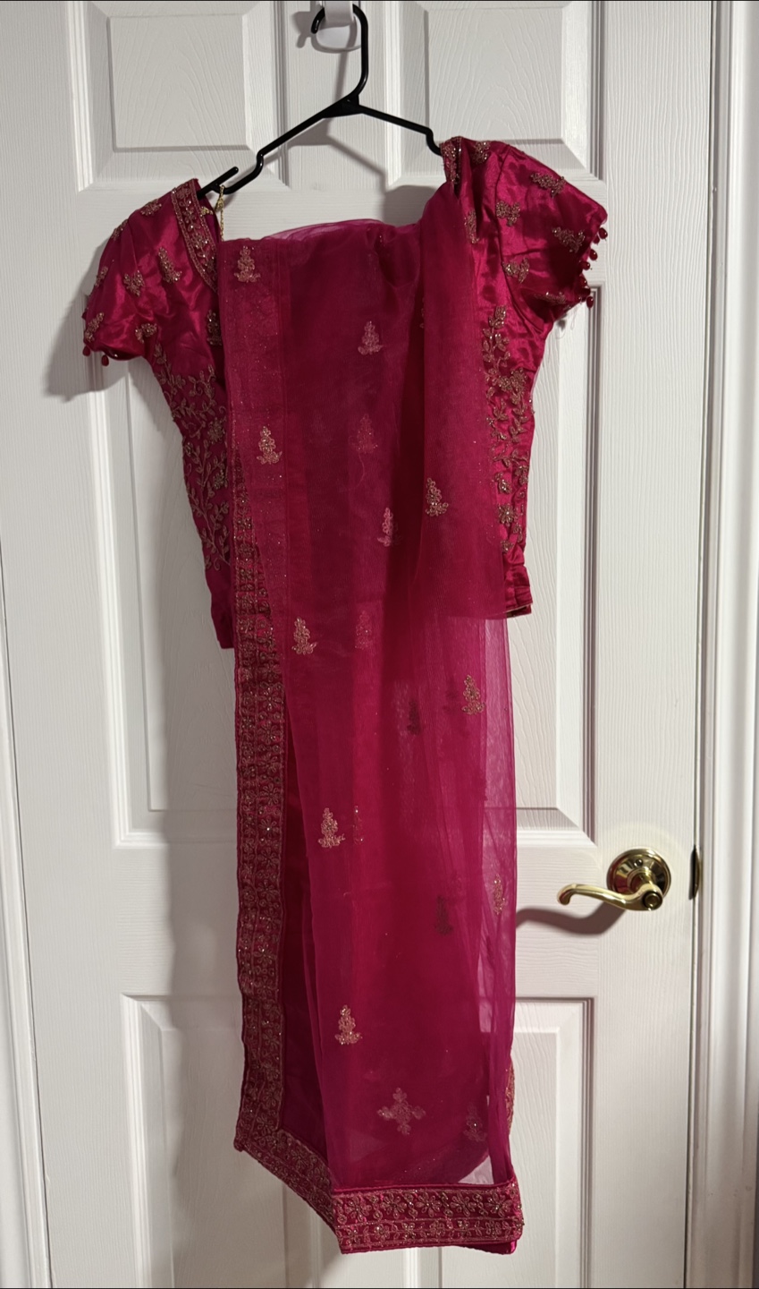 Hot pink embroidered outfit Lehanga choli - photo 4