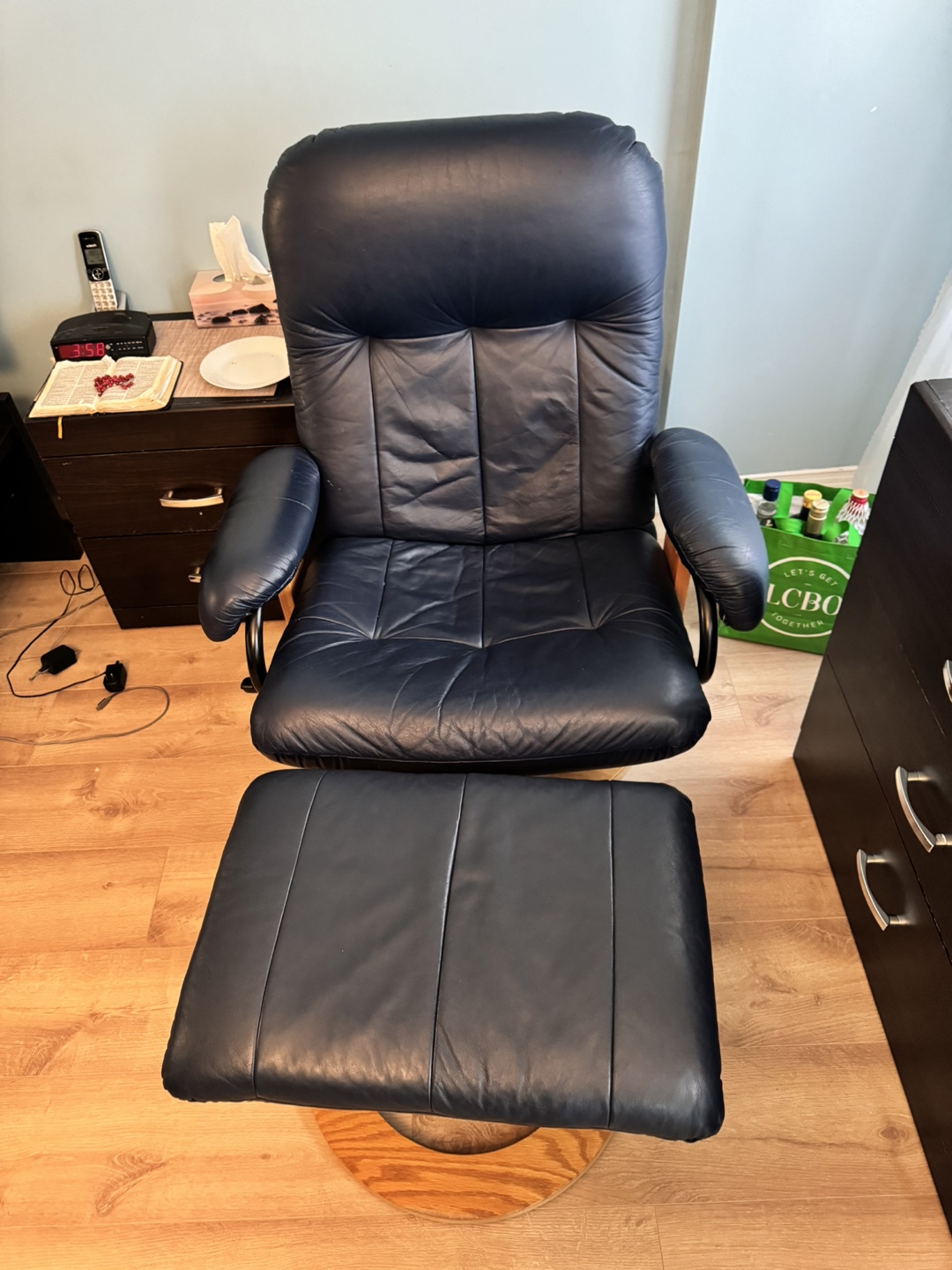Reclining chair and foot rest