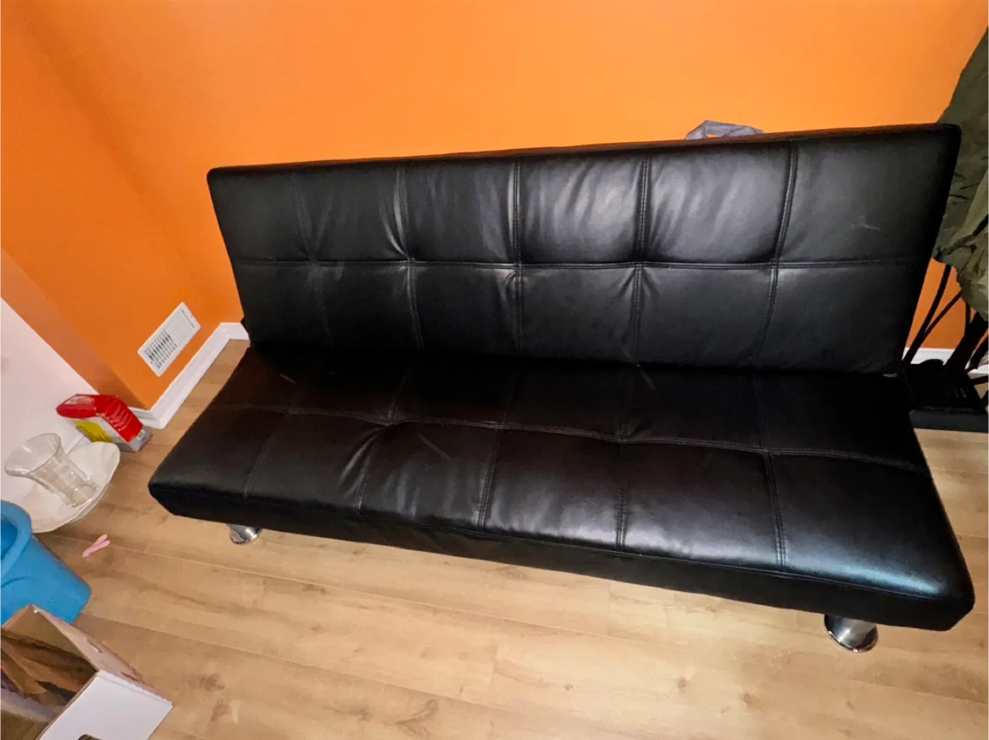 Futon thumbnail