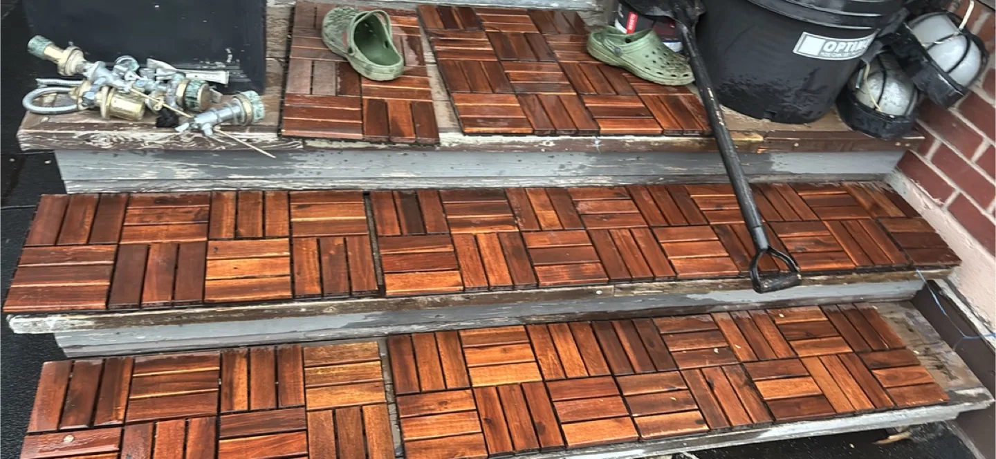 Wooden Deck Tiles thumbnail