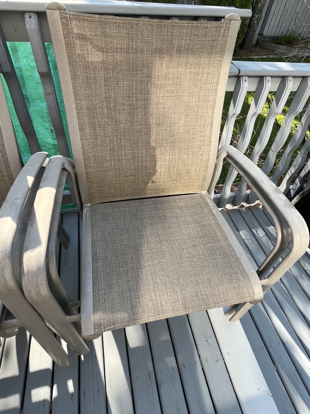 4 Outdoor Patio Chairs - photo 2