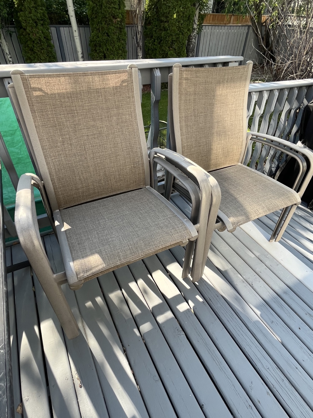 4 Outdoor Patio Chairs
