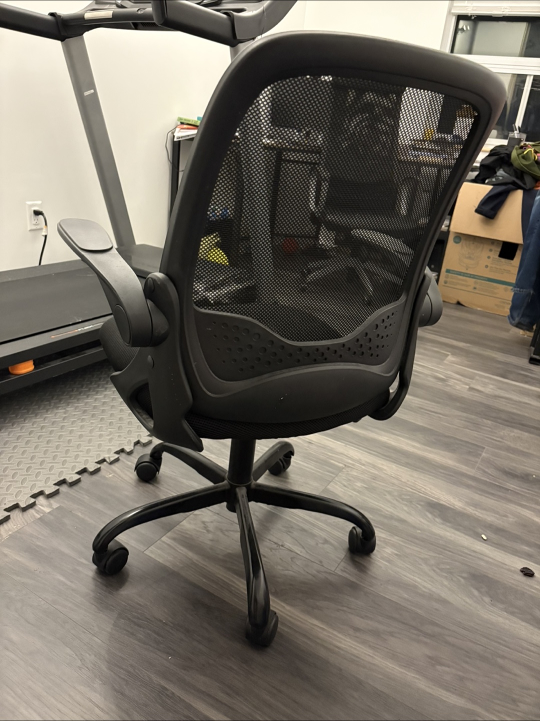 Black Office Chair - photo 3
