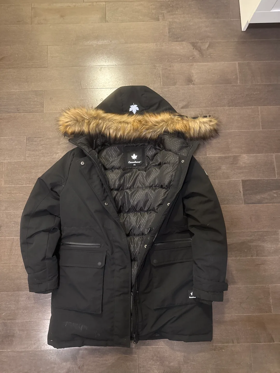 Warm Winter Parka with Hood Canadiana thumbnail