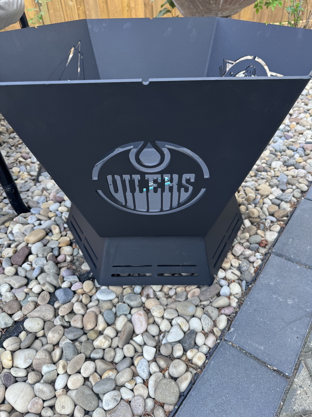 Oilers Fire Pit 32”