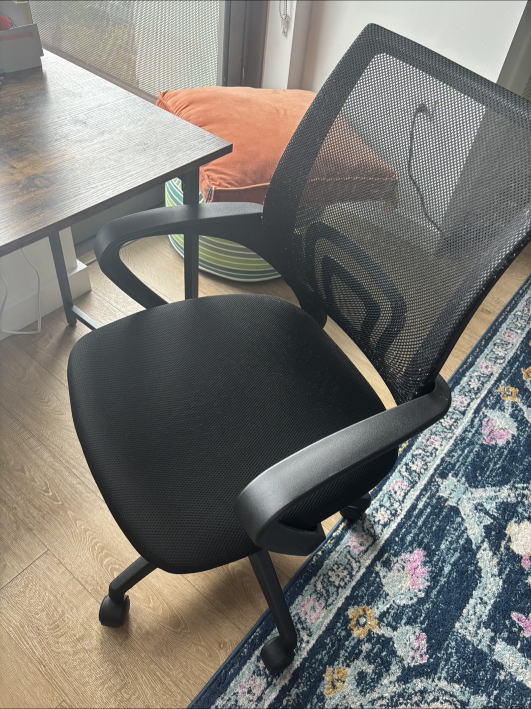 Desk and Office Chair Combo - photo 2