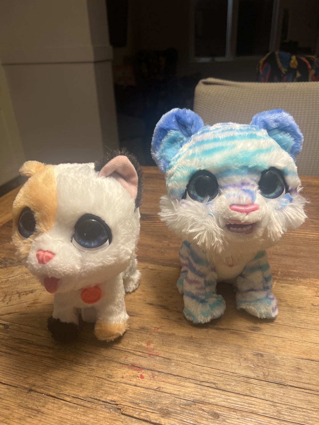 Stuffed Animals - Cat and Tiger