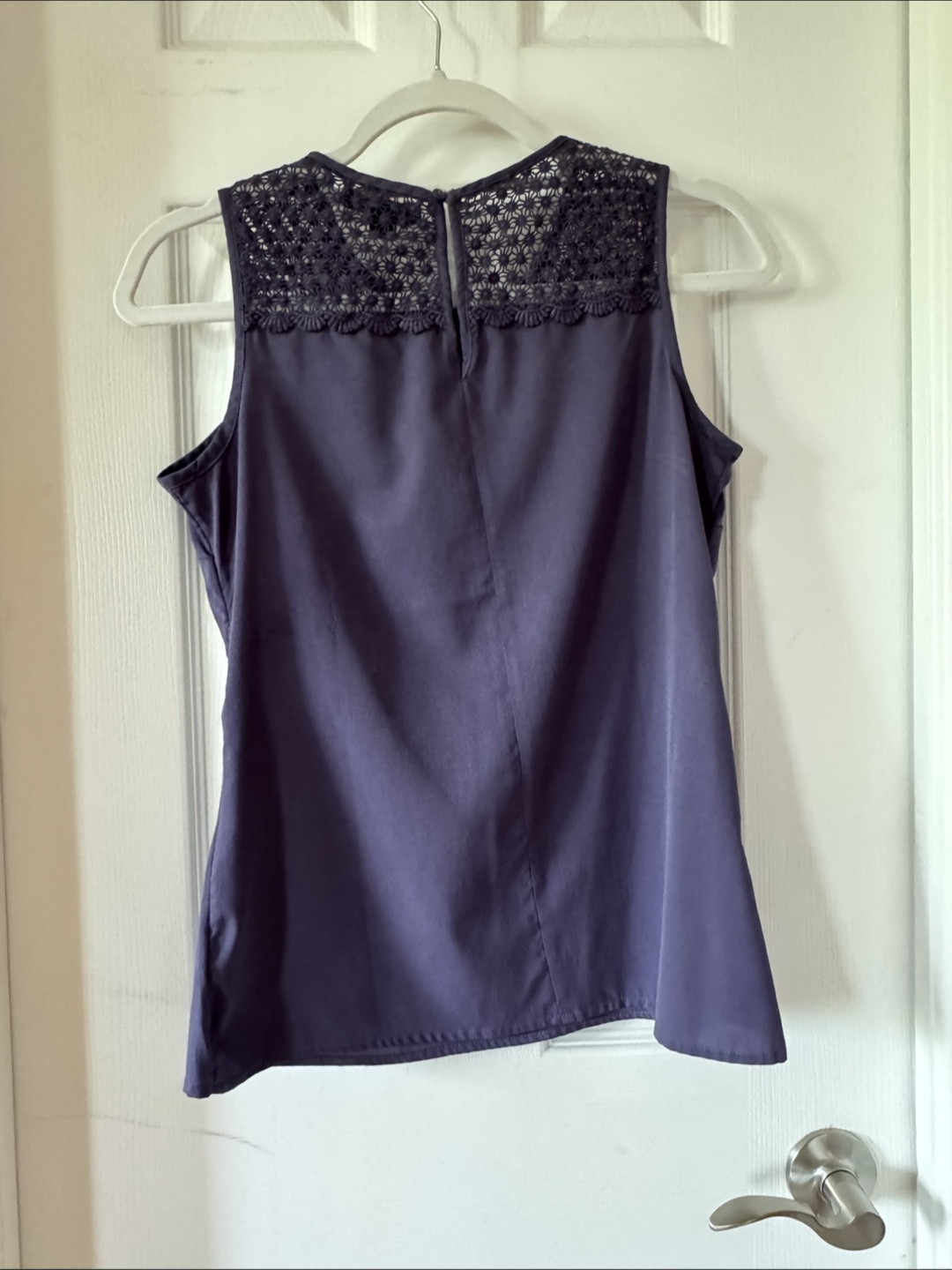 Banana Republic Sleeves Top- Size Petite S - photo 2