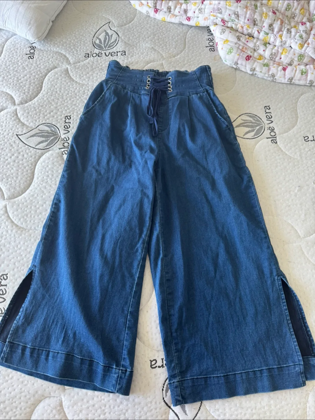 Wide-Leg Blue Denim Pants thumbnail