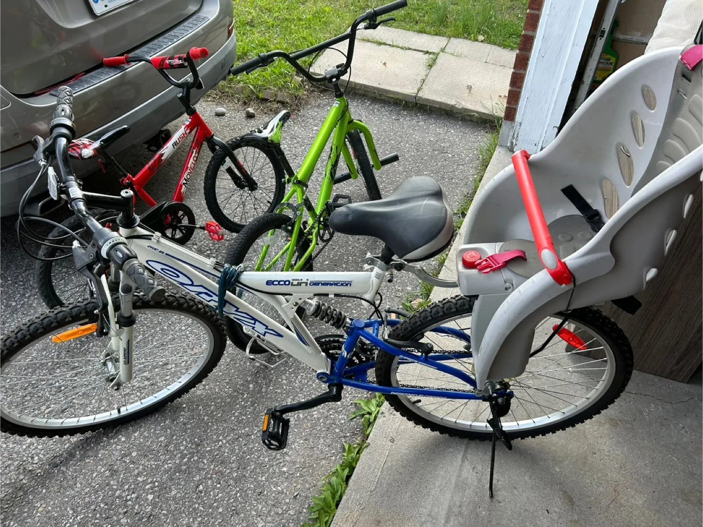 Adult bike with child seat thumbnail