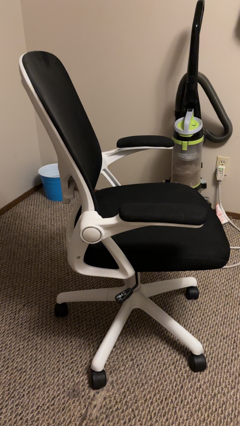 Office Chair - photo 2