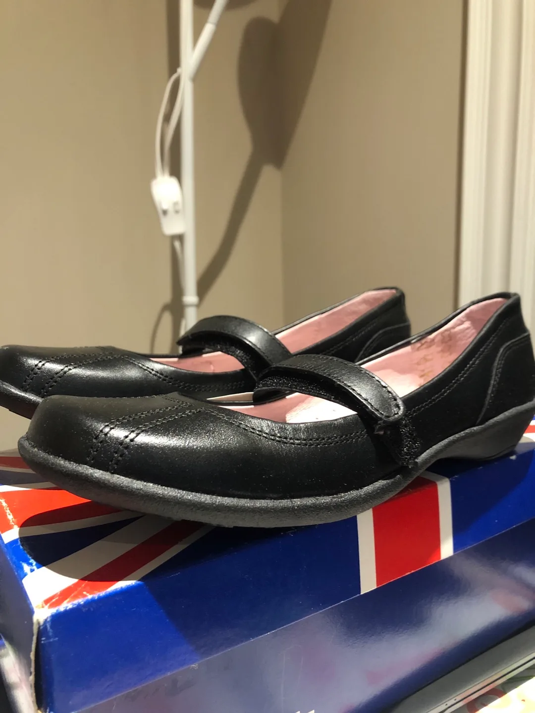Black Genuine Leather Shies Size 7 by Condorino thumbnail