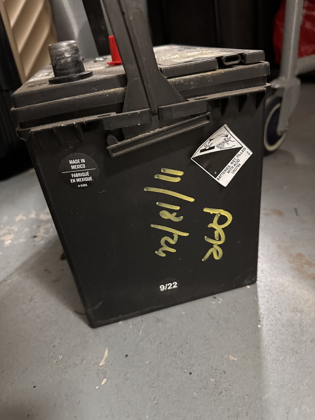 Car Battery (Group 35) - photo 2