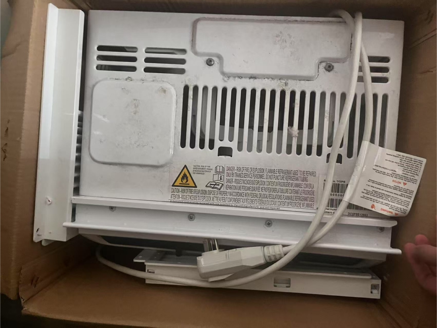 EQK Air Conditioner 5,000 BTU/H - photo 3