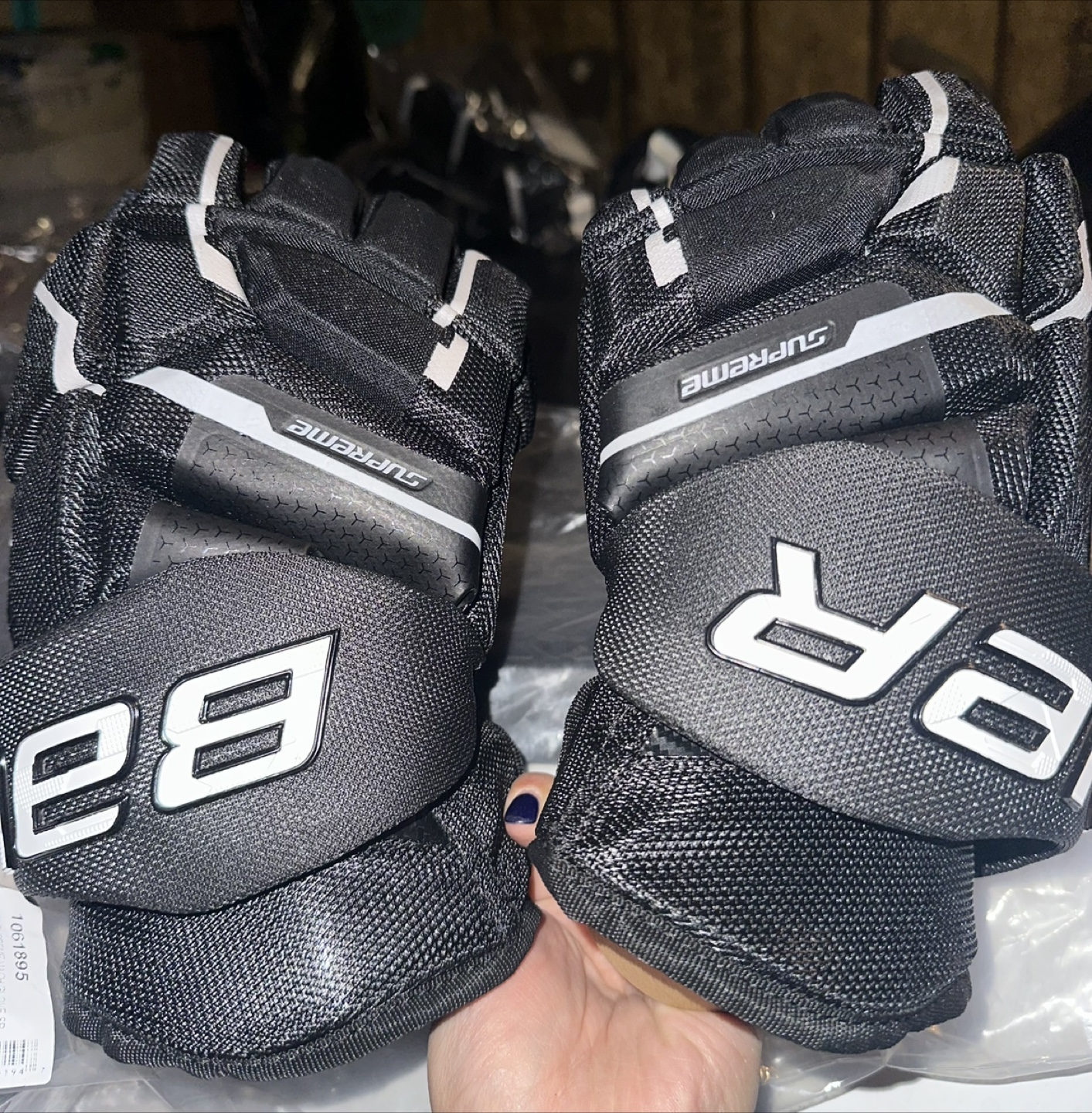 Bauer Supreme Hockey Gloves - photo 2