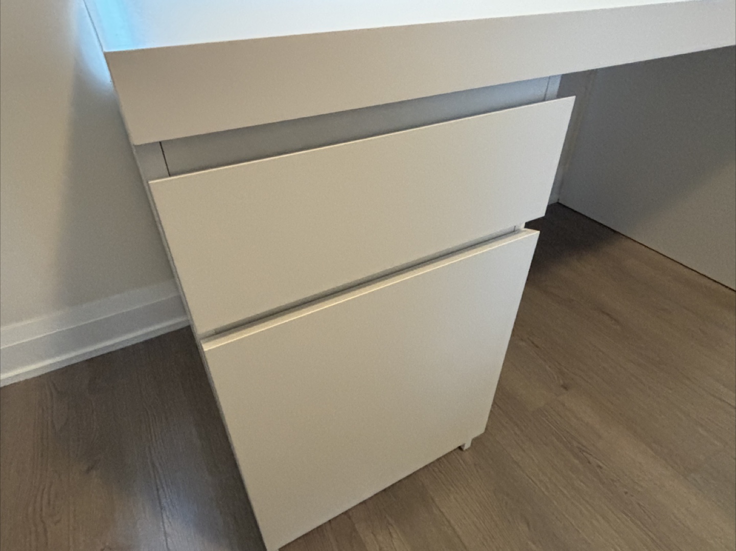 IKEA MALM White Desk with Drawers - photo 3