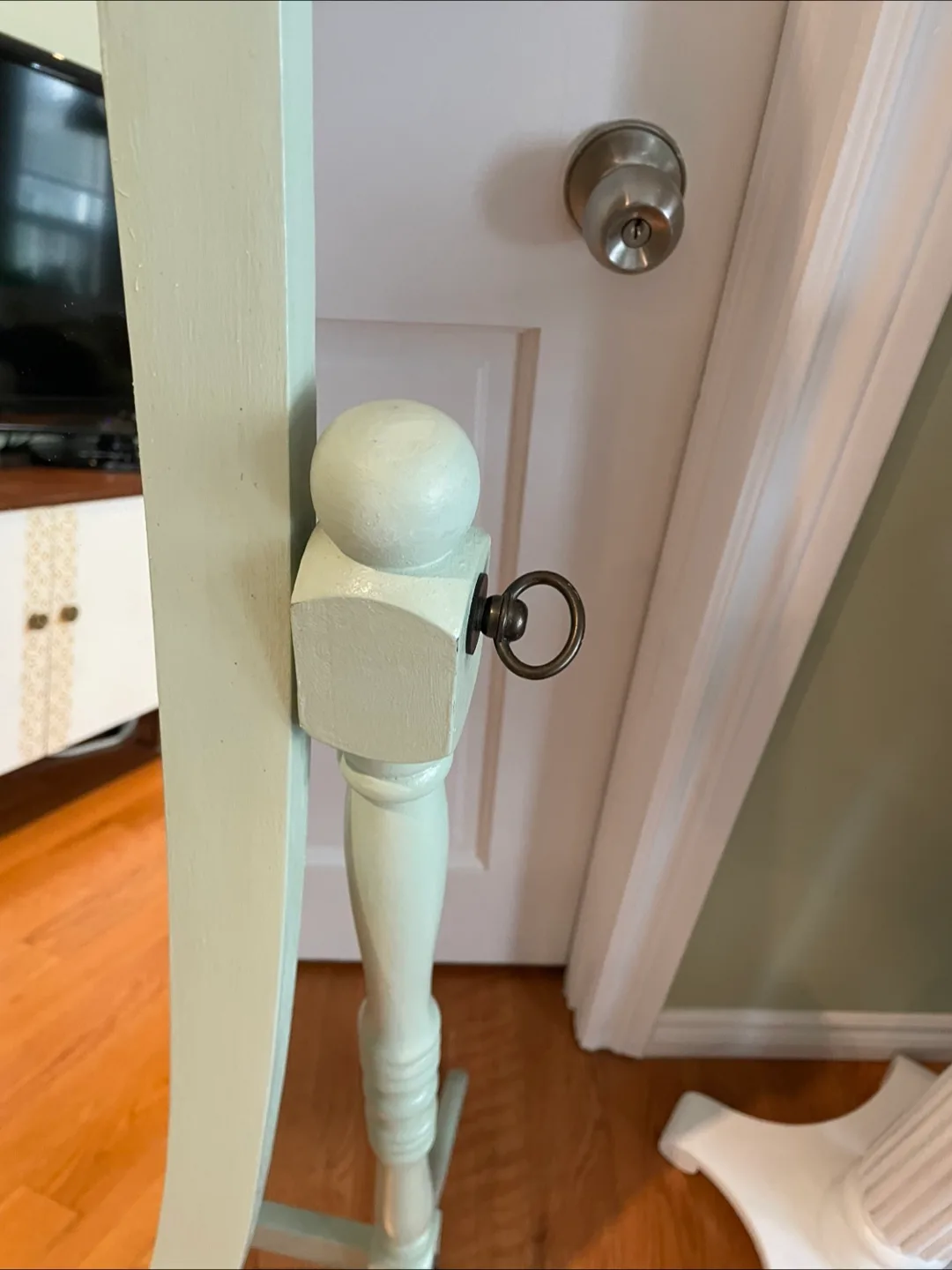 Solid Wood Standing Mirror image indicator(2)