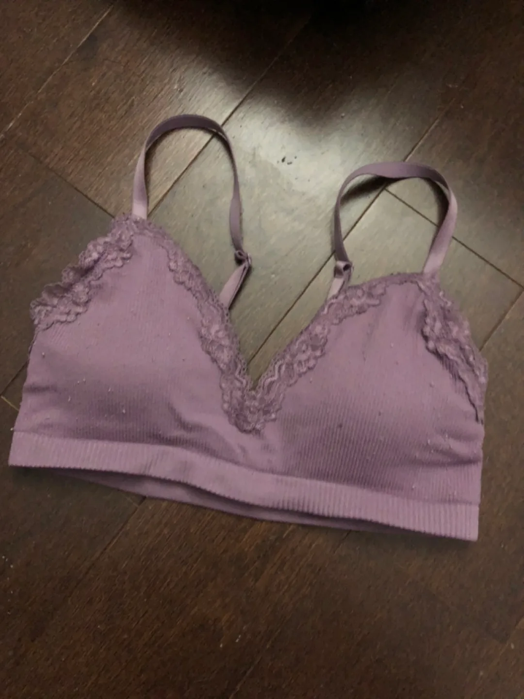 Assorted 32AA/32A bras image indicator(4)