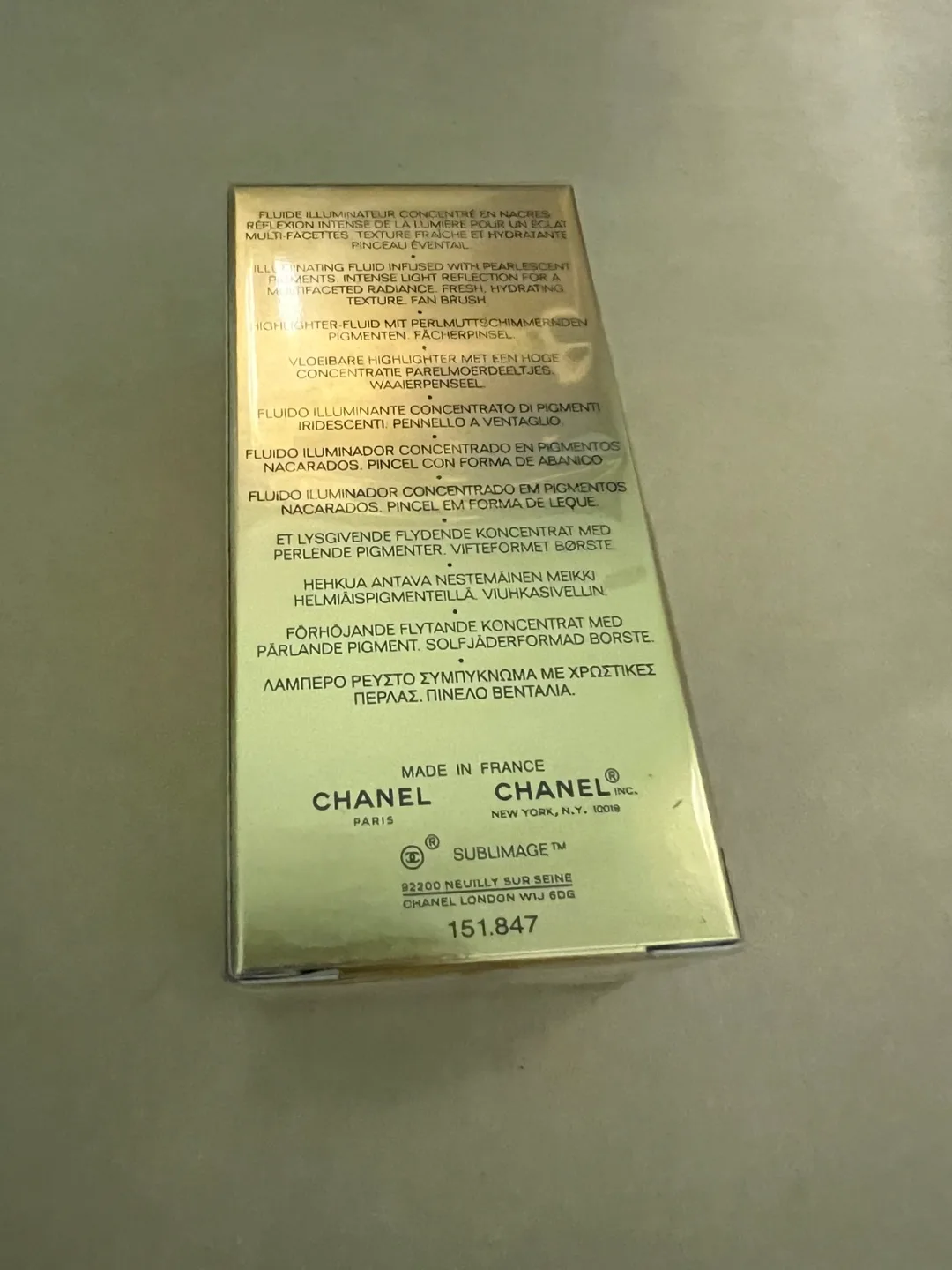 Chanel Beauty Products image indicator(7)