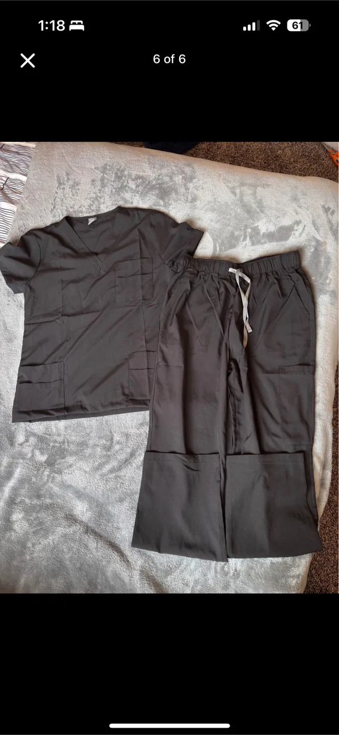 Scrubs Set (BRAND NEW) image indicator(5)