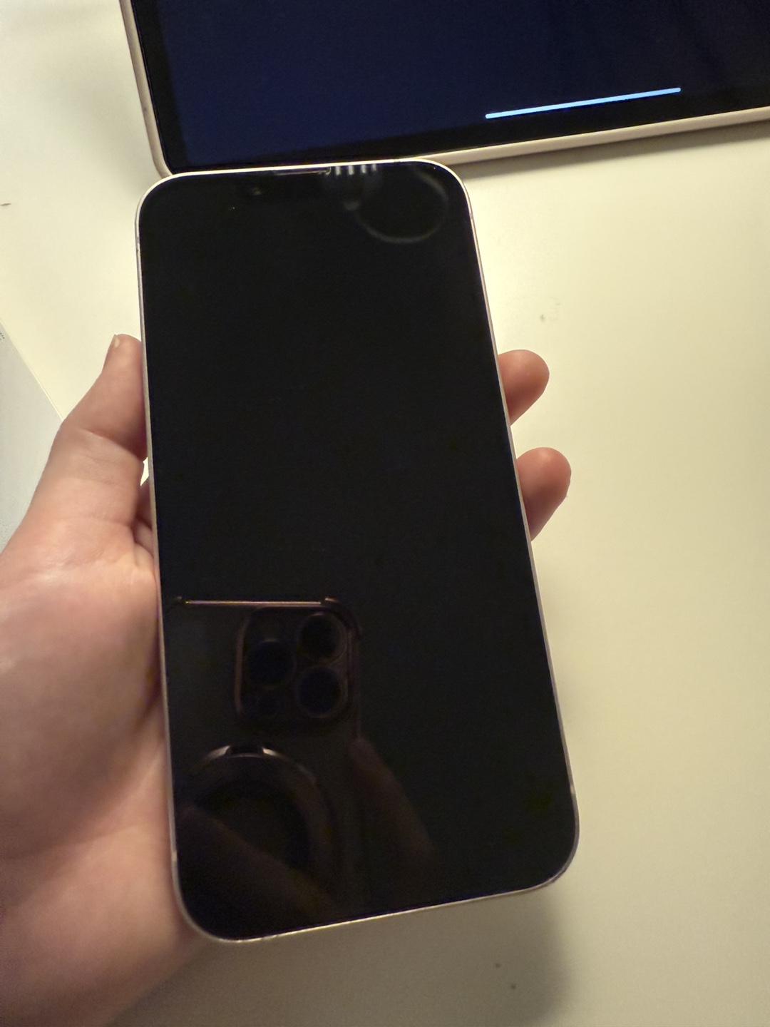 iPhone 13 128GB - 🎁Bonus Case & Screen Protector - photo 3