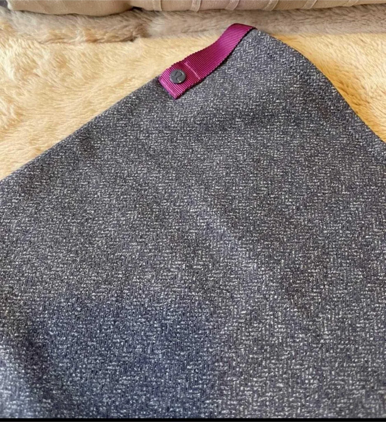 Lululemon Infinity Scarf Vinyasa image indicator(6)