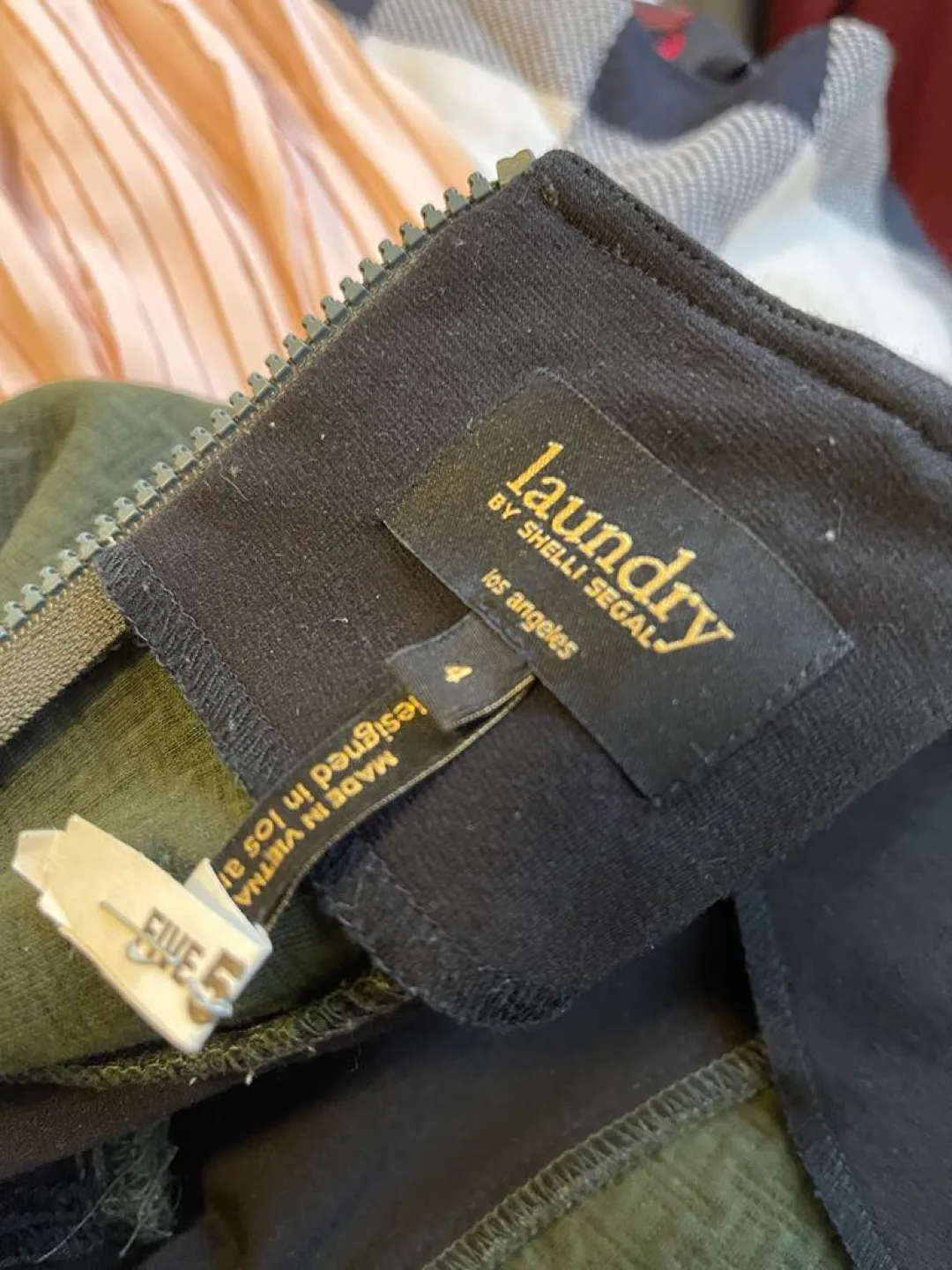 Laundry by Shelli Segal Dress size 4 (S) image indicator(5)