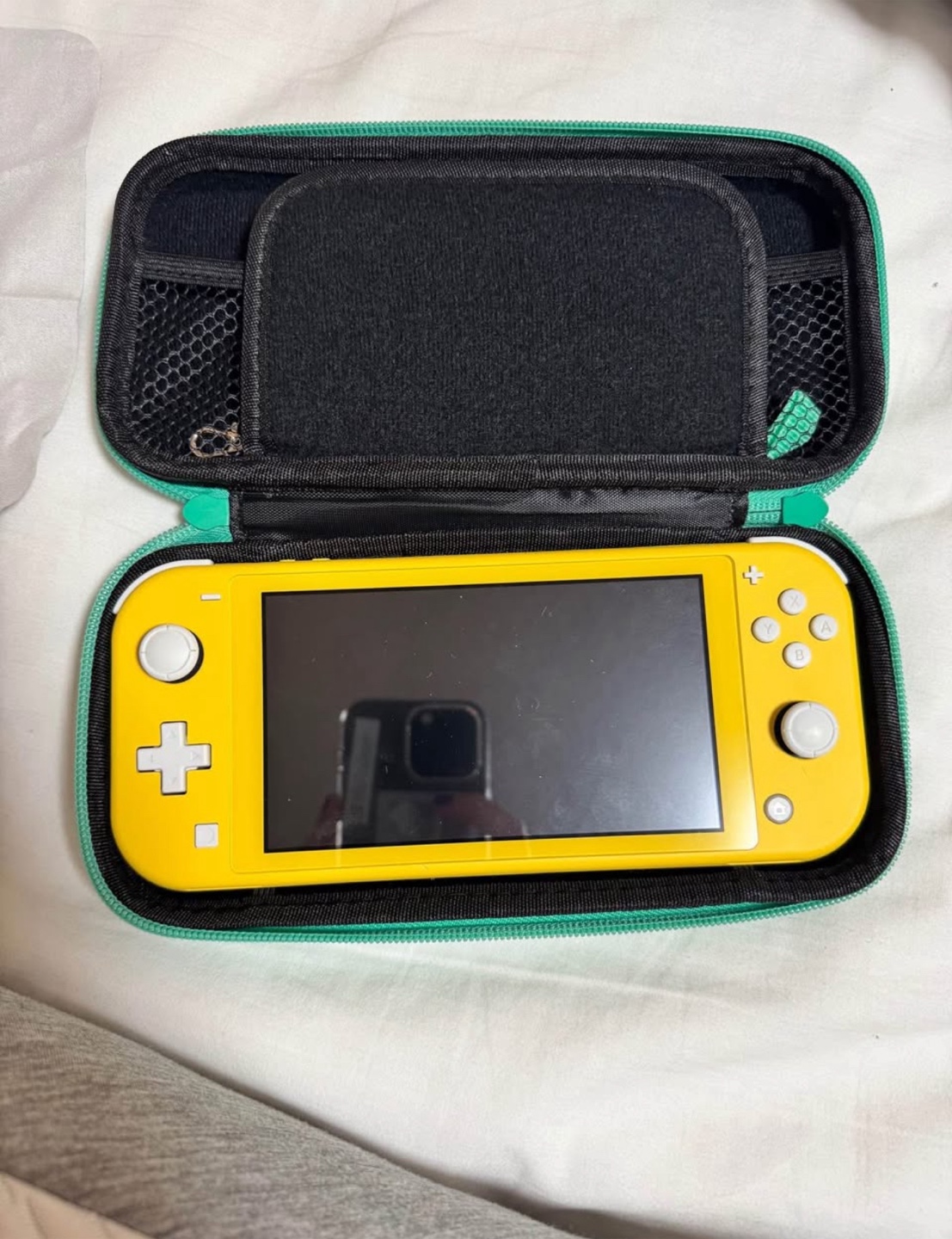Nintendo Switch Lite - Yellow - photo 2