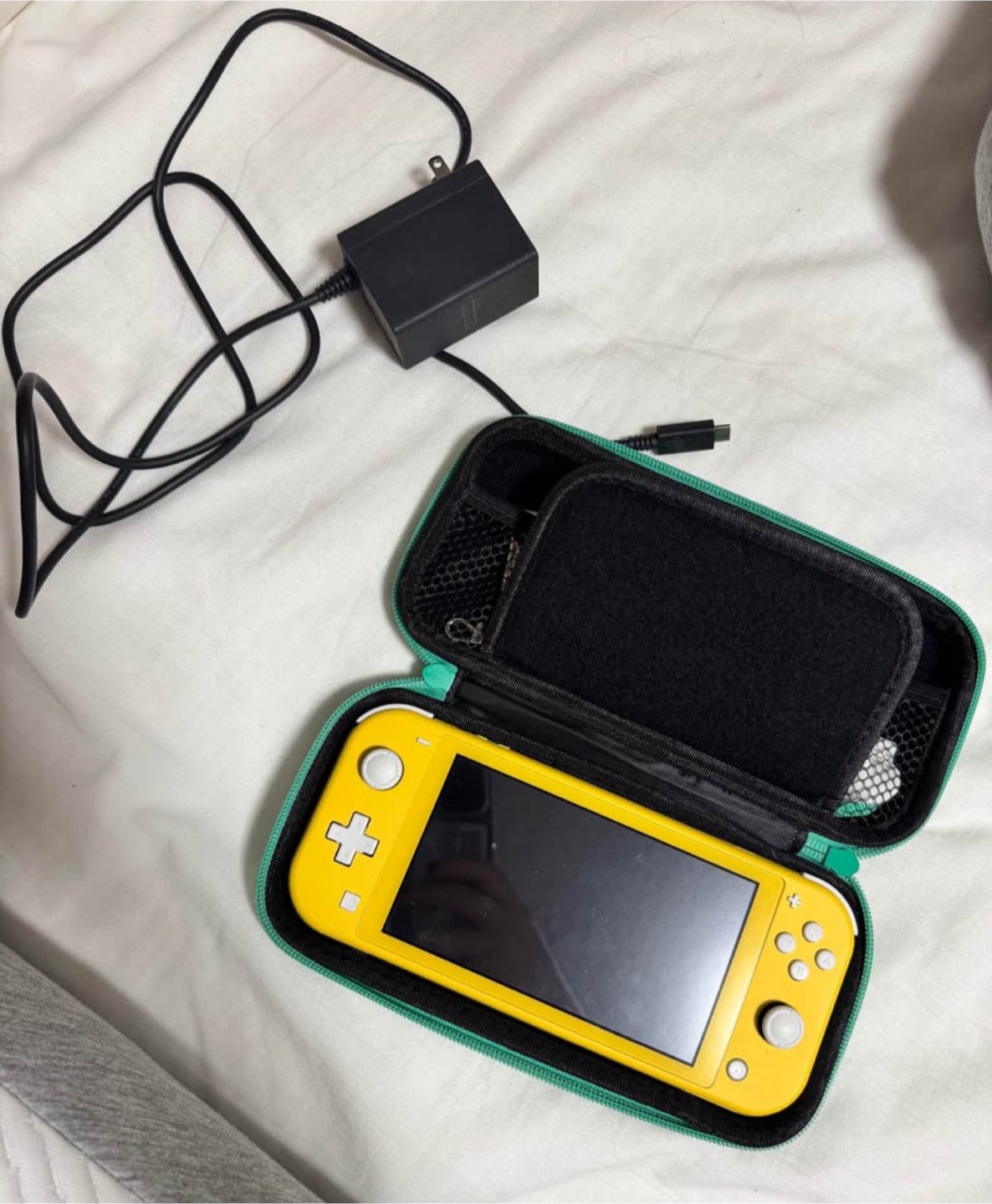 Nintendo Switch Lite - Yellow